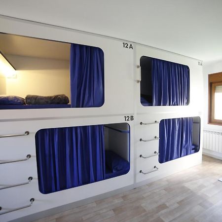 Zendoira Hostel Palas de Rei Luaran gambar